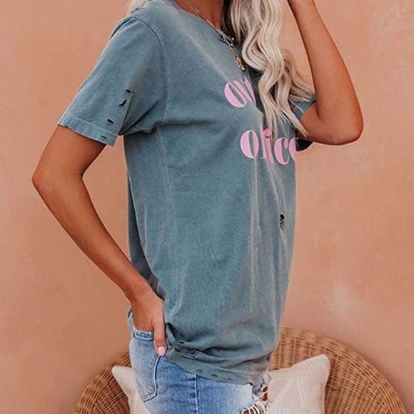 🔹New🔹Distressed Graphic Tee - Picture 2 of 9